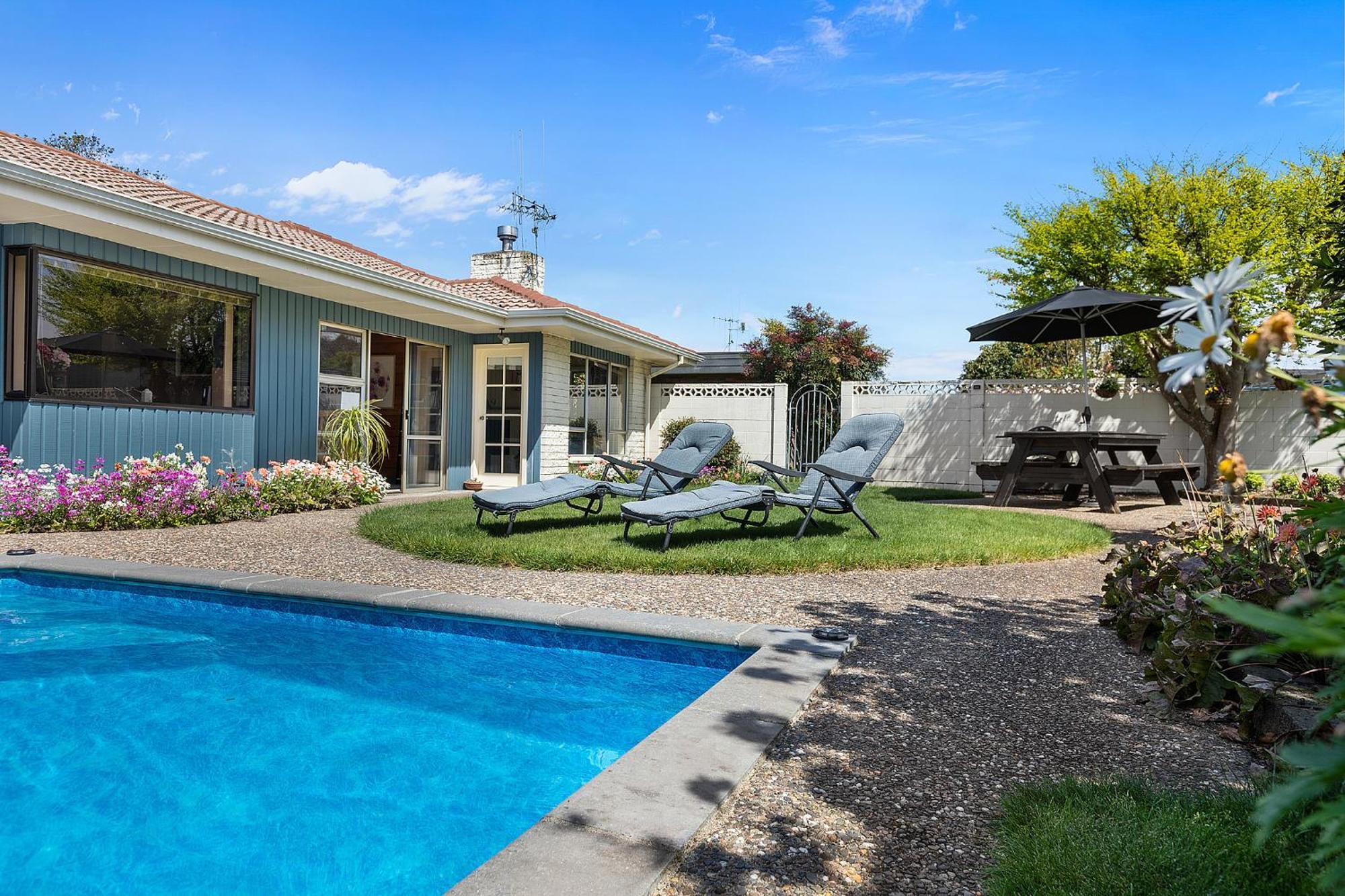 Hamilton Summer Treat- 4 Bedroom With Pool Exterior photo