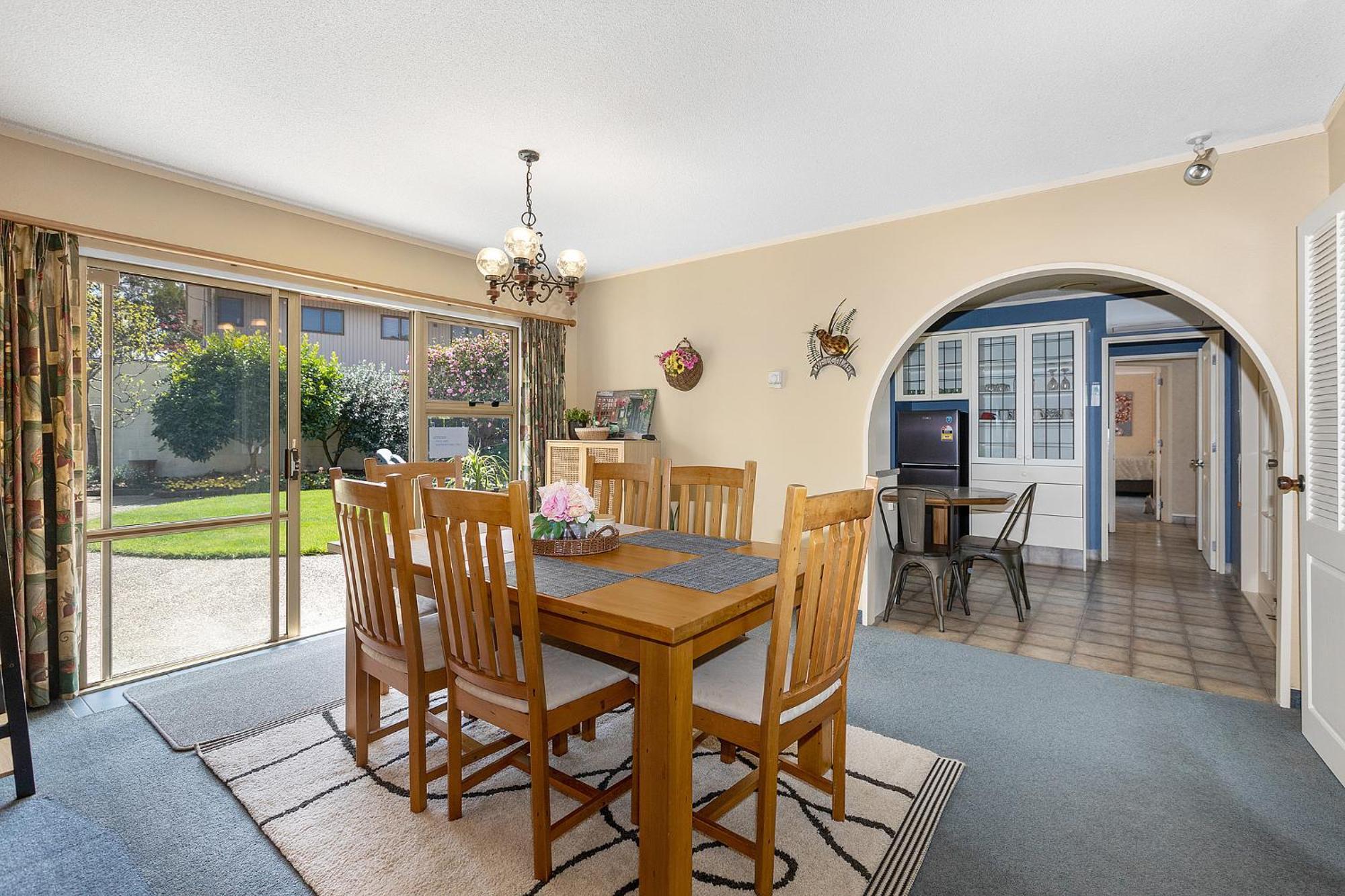 Hamilton Summer Treat- 4 Bedroom With Pool Exterior photo