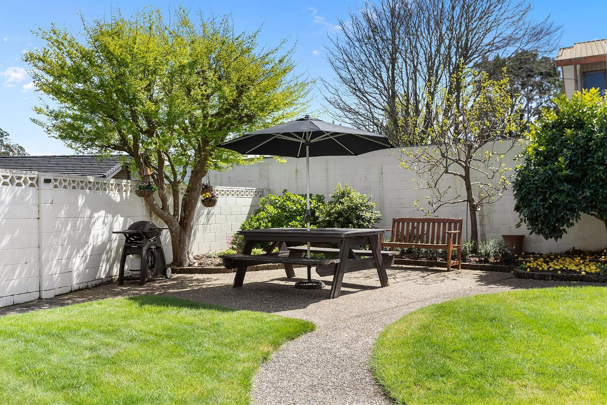 Hamilton Summer Treat- 4 Bedroom With Pool Exterior photo
