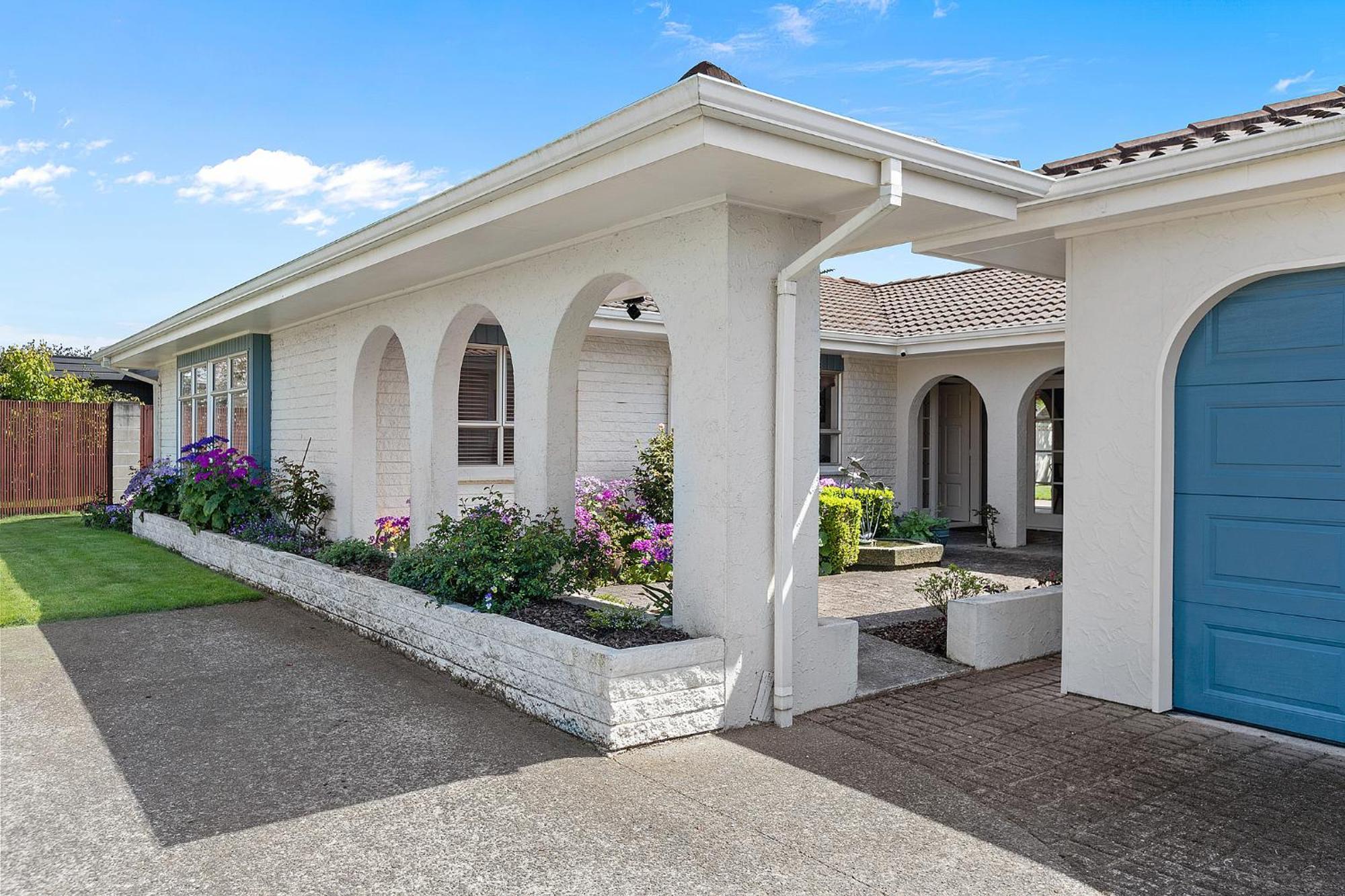 Hamilton Summer Treat- 4 Bedroom With Pool Exterior photo